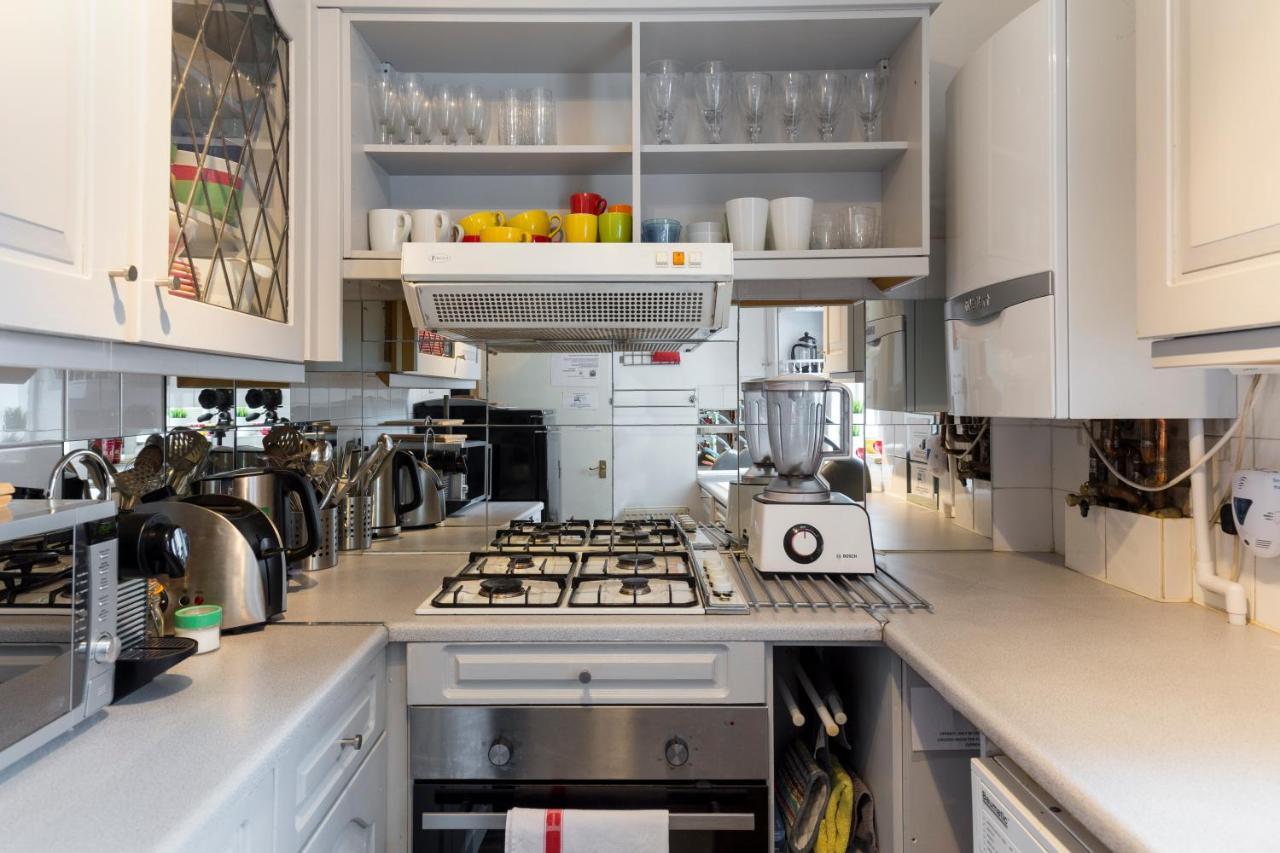 Modernised Apartments 1 And 2 Bedrooms Option Terrace And Balcony High Street 런던 외부 사진