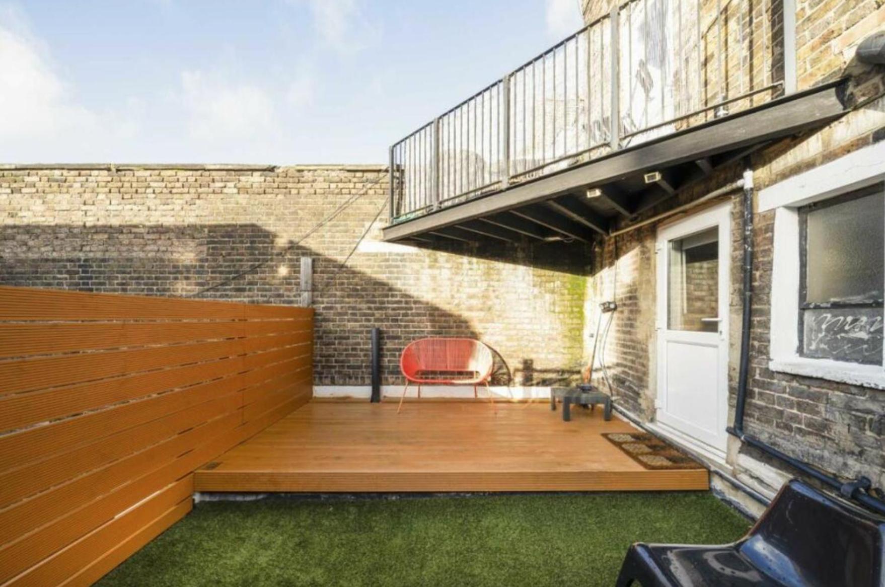Modernised Apartments 1 And 2 Bedrooms Option Terrace And Balcony High Street 런던 외부 사진