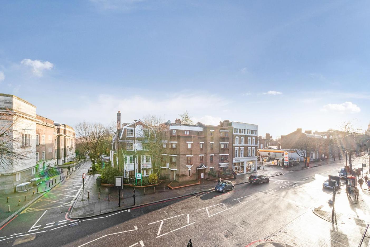 Modernised Apartments 1 And 2 Bedrooms Option Terrace And Balcony High Street 런던 외부 사진