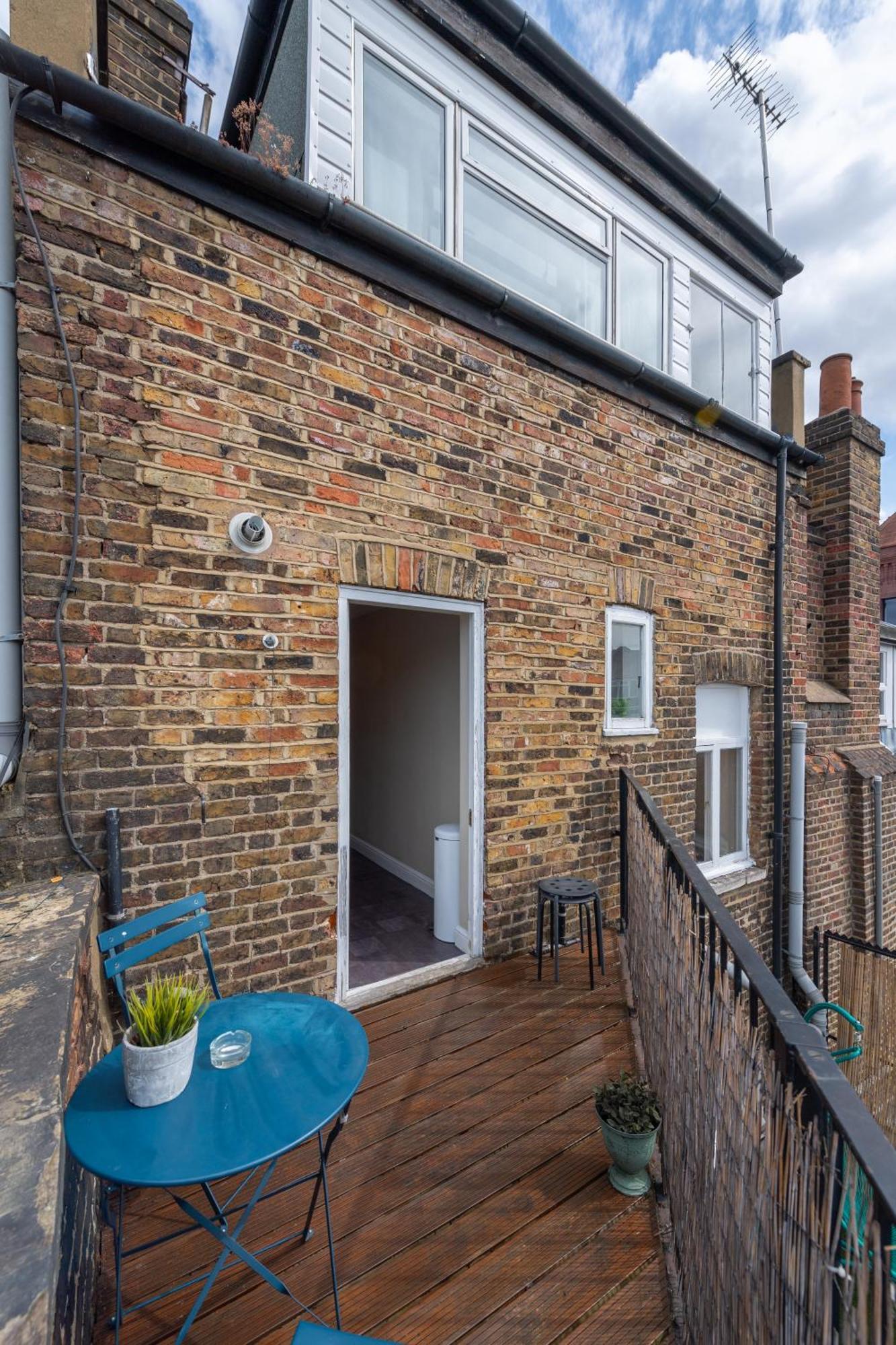 Modernised Apartments 1 And 2 Bedrooms Option Terrace And Balcony High Street 런던 외부 사진